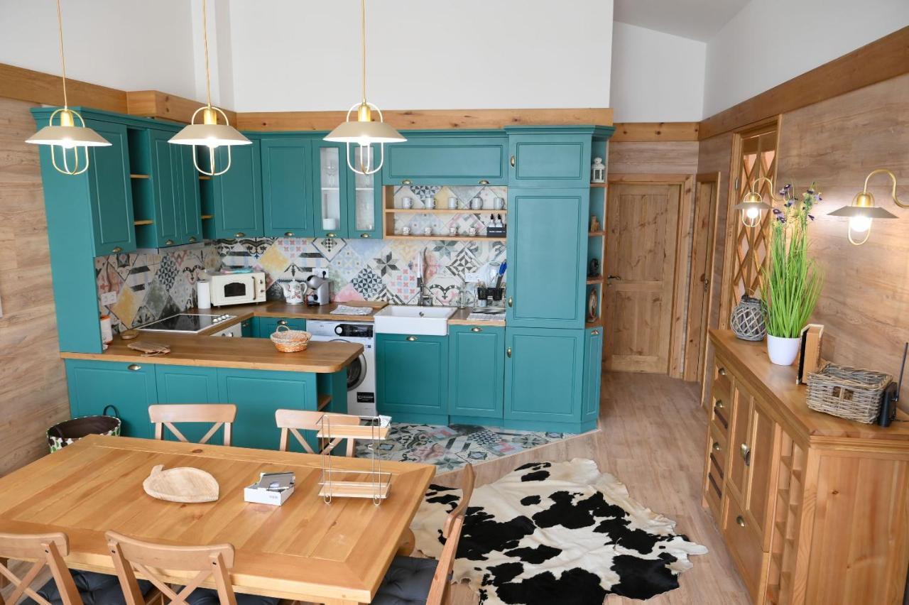 Villa Raphael Near The Pirin Golf Resort Банско Екстериор снимка