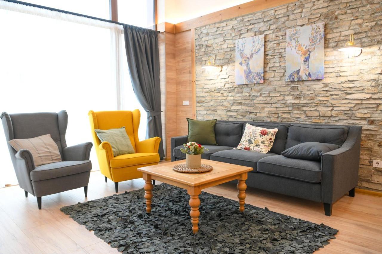 Villa Raphael Near The Pirin Golf Resort Банско Екстериор снимка