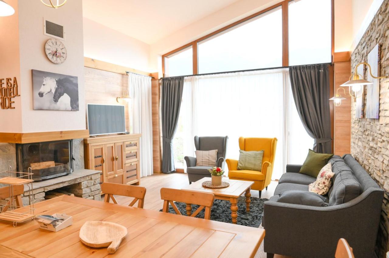 Villa Raphael Near The Pirin Golf Resort Банско Екстериор снимка