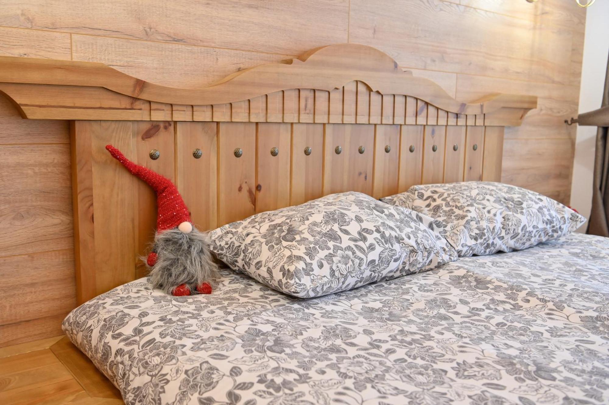 Villa Raphael Near The Pirin Golf Resort Банско Екстериор снимка